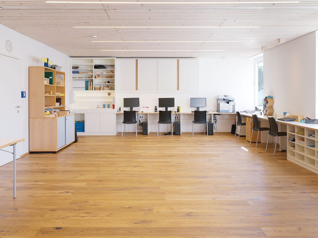 Marianum_Bregenz_Kinderpsychiatrie_LKH_Rankweil_Computerzimmer